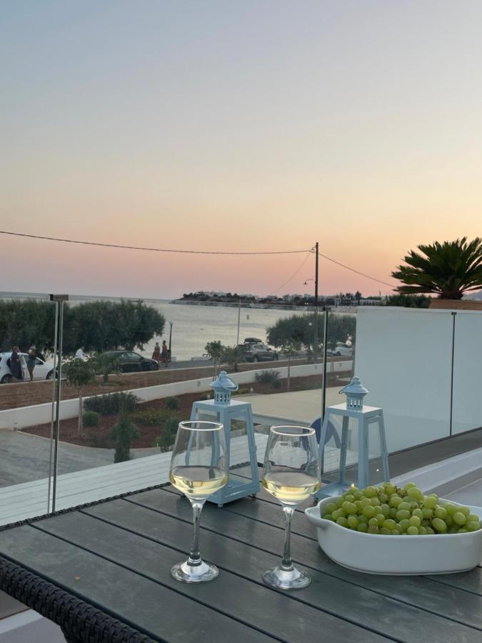 Fantasea Beachfront *
