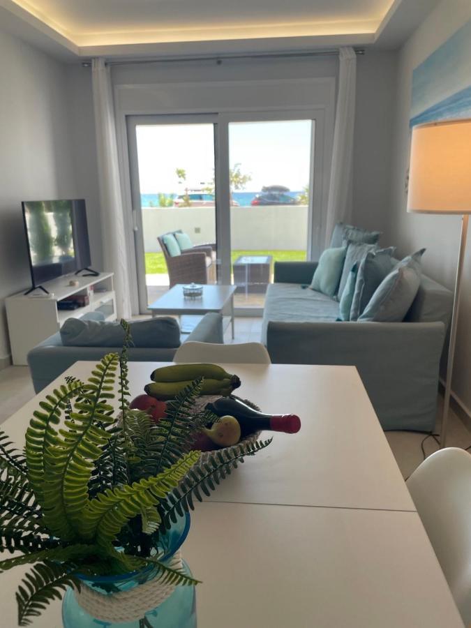 Villa Fantasea Beachfront
