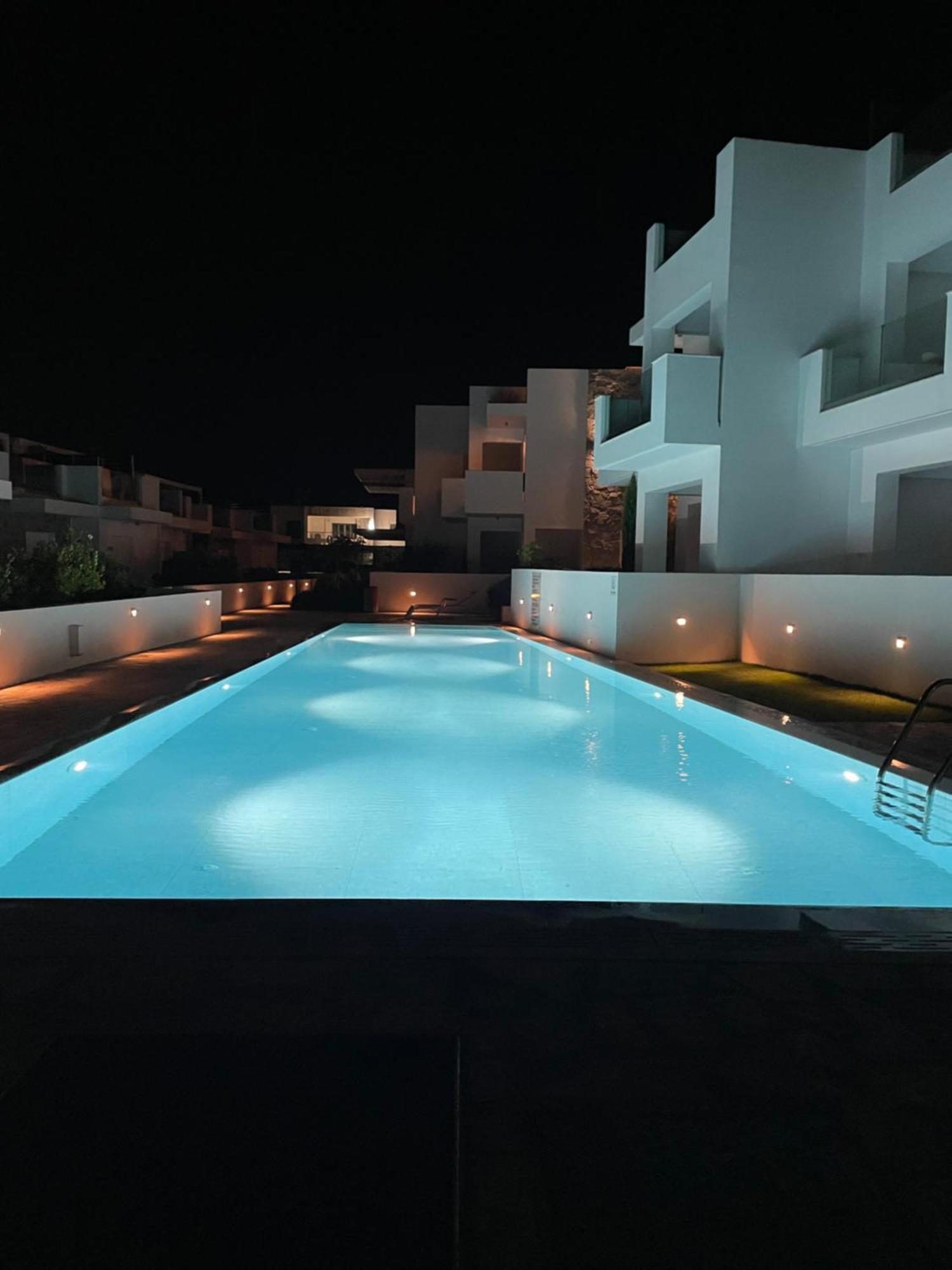 Fantasea Beachfront * Makrýgialos